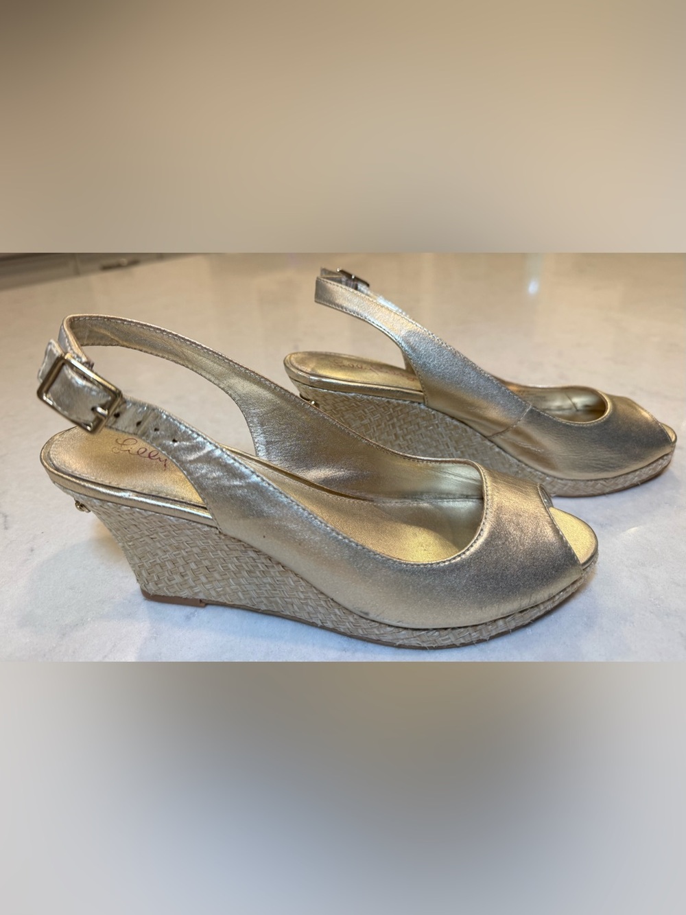 Lilly Pulitzer SZ 6.5 Metallic Gold Peep-Toe Slingback Heels
